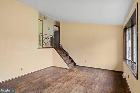 $525,000 | 42 Lincoln Lane, Conshohocken, PA 19428