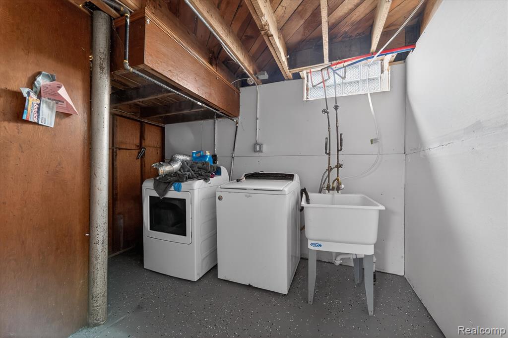 21211 Newcastle Road Harper Woods, MI 48225 - Photo 33 of 39 Gallery Image 33