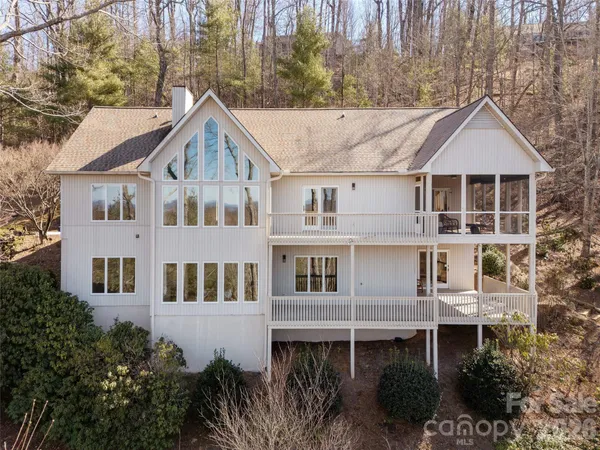 $1,025,000 | 402 Claremont Drive, Flat Rock, NC 28731