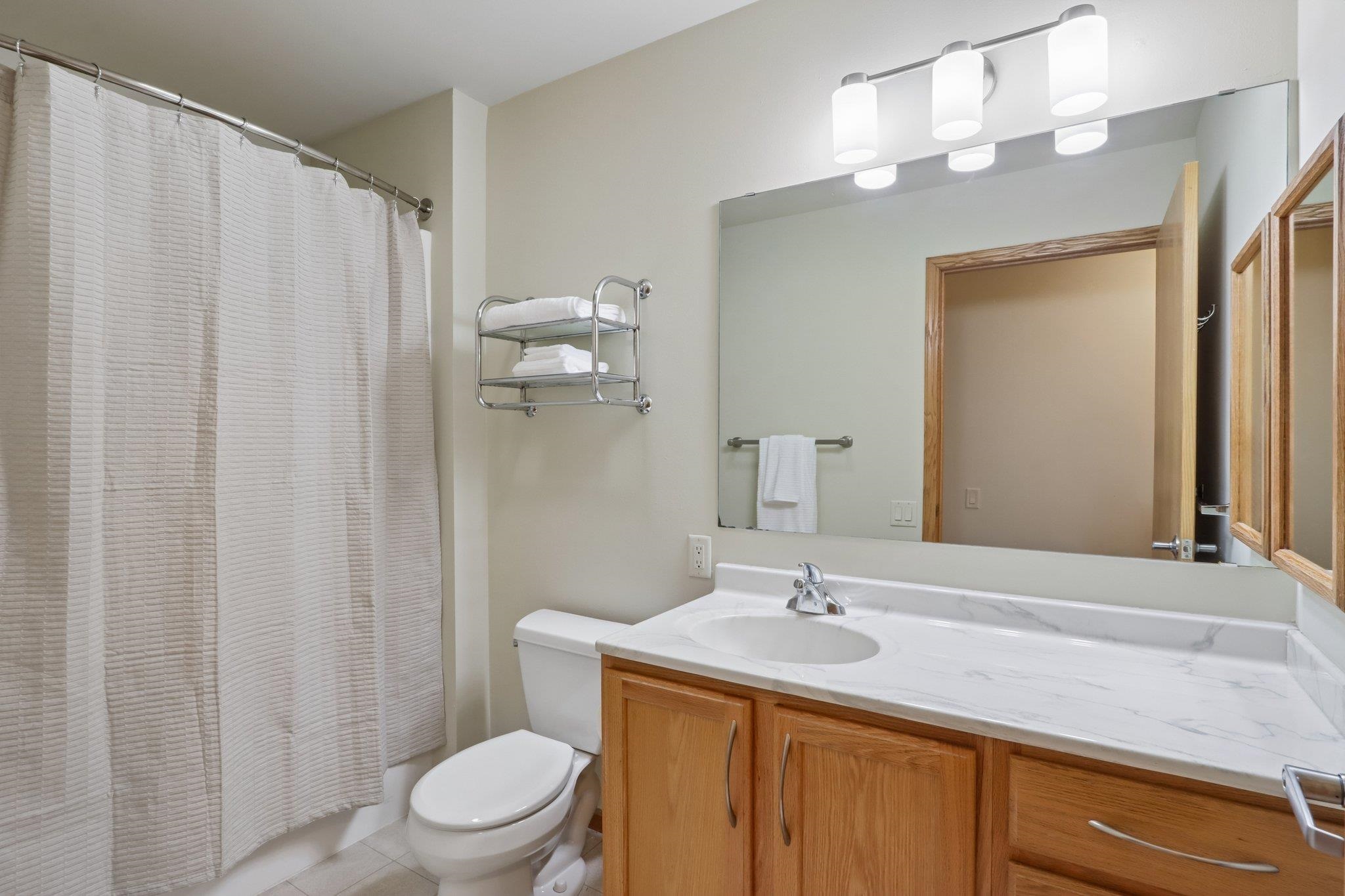 641 East Dayton Street Madison, WI 53703 - Photo 17 of 35