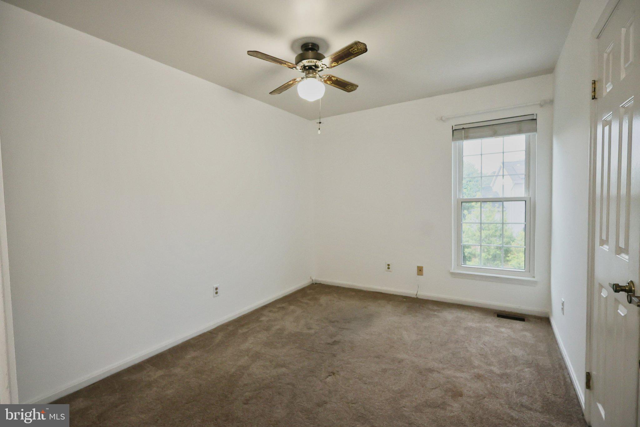 4402 Fieldgreen Road Nottingham, MD 21236 - Photo 44 of 52 Bright and airy blank canvas room.