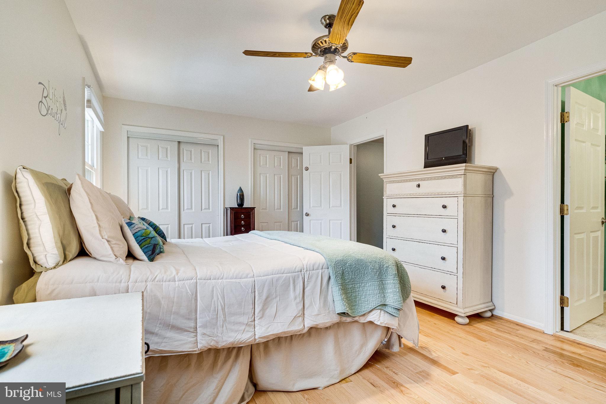 9708 Lakepointe Drive Burke, VA 22015 - Photo 20 of 48