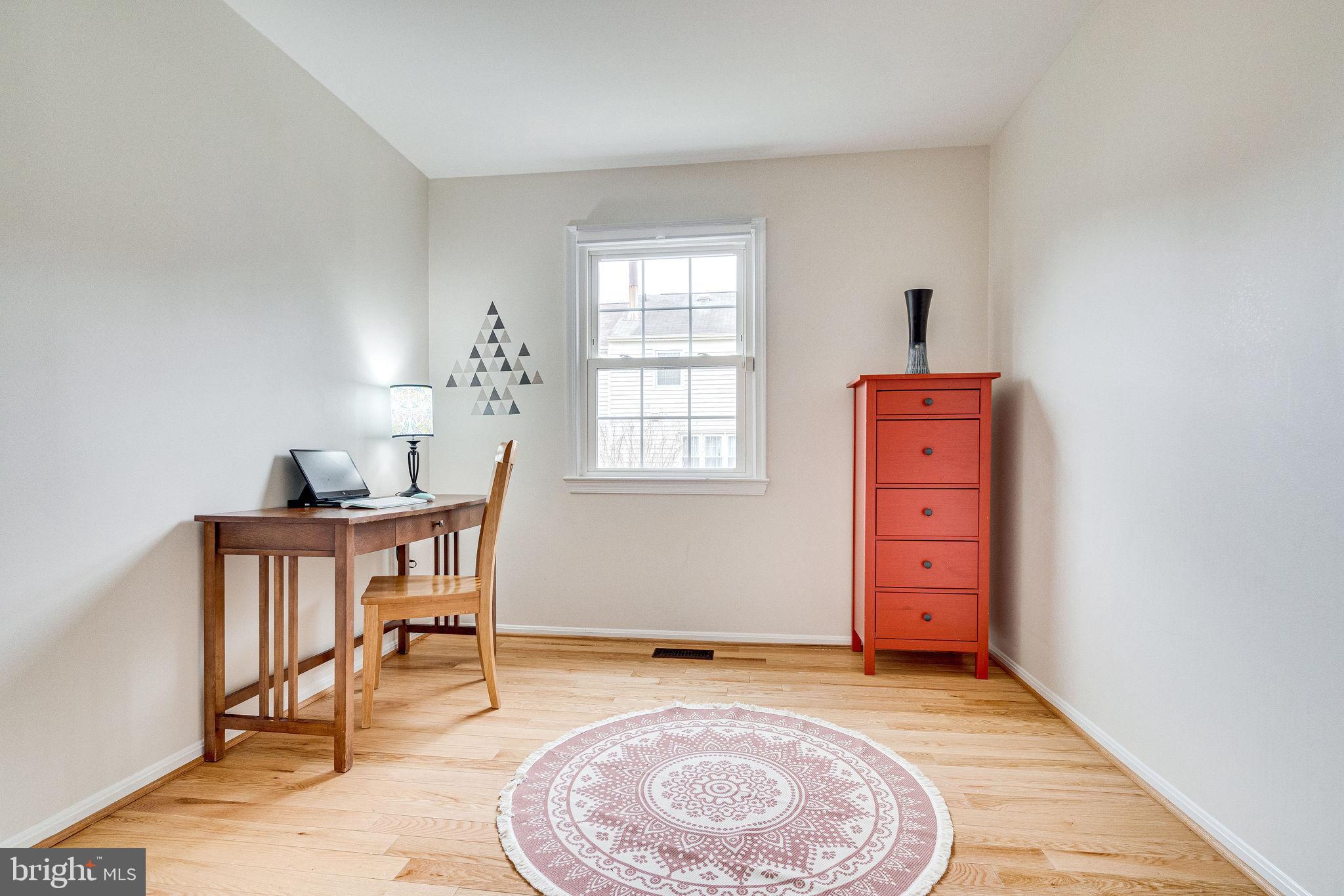 9708 Lakepointe Drive Burke, VA 22015 - Photo 25 of 48