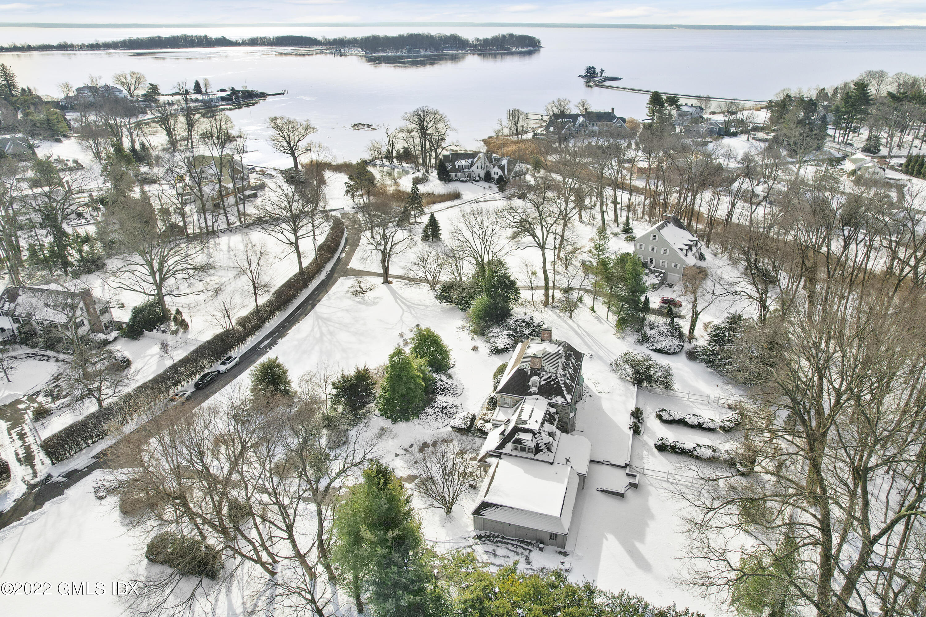 34 Cathlow Drive Riverside, CT 06878 - Photo 9 of 14