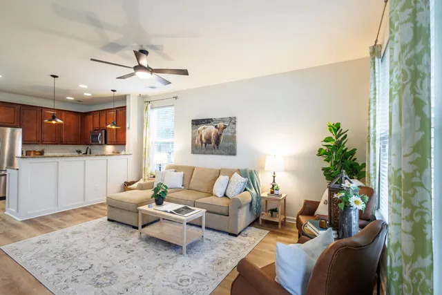 $330,000 | 245 Oglethorpe Circle, Moncks Corner, SC 29461