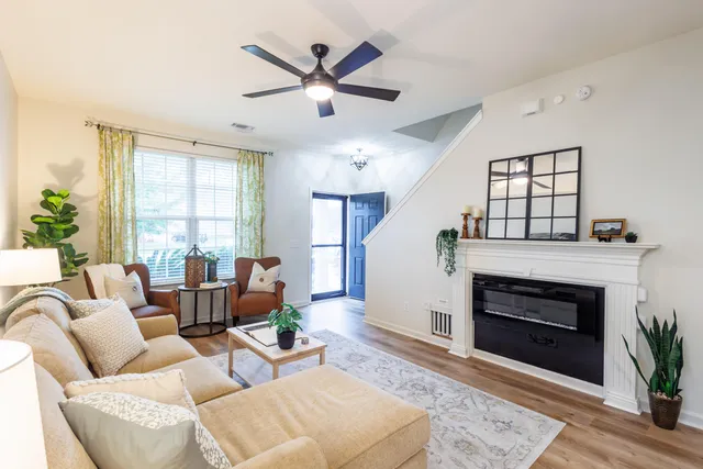 $330,000 | 245 Oglethorpe Circle, Moncks Corner, SC 29461