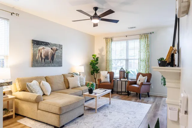 $330,000 | 245 Oglethorpe Circle, Moncks Corner, SC 29461