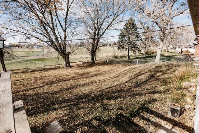 $179,900 | 208 North Powers Avenue, Alden, MN 56009