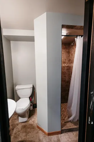 $179,900 | 208 North Powers Avenue, Alden, MN 56009