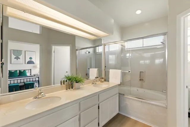 $1,288,000 | 583 Shoal Circle, Redwood Shores, CA 94065