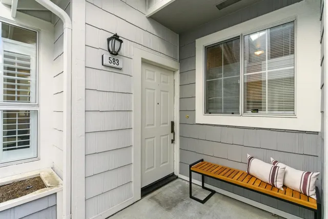 $1,288,000 | 583 Shoal Circle, Redwood Shores, CA 94065