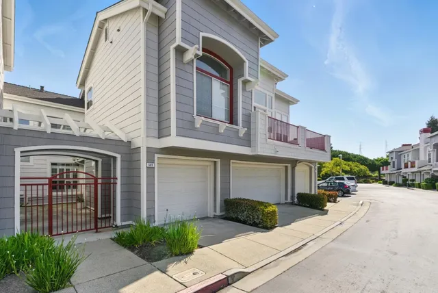 $1,288,000 | 583 Shoal Circle, Redwood Shores, CA 94065