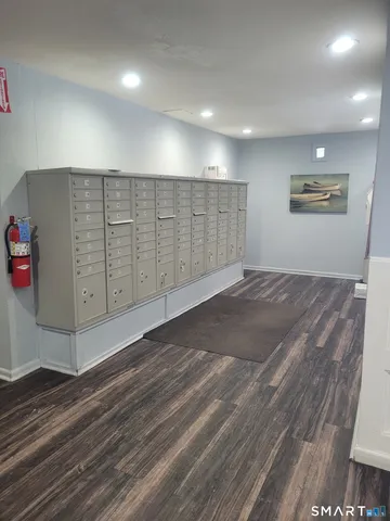 $1,250 | 70 Farmington Avenue, Unit 1T, New London, CT 06320