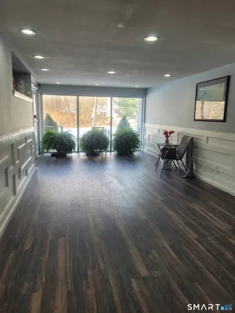 $1,250 | 70 Farmington Avenue, Unit 1T, New London, CT 06320