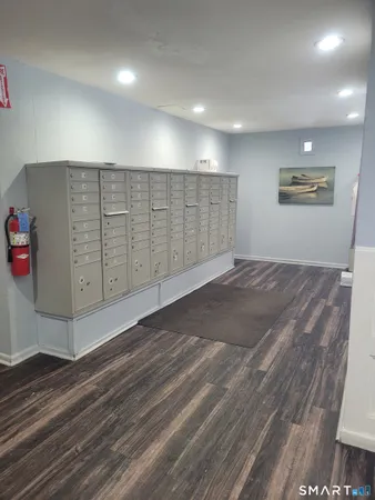 $1,250 | 70 Farmington Avenue, Unit 1T, New London, CT 06320