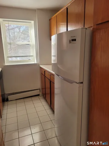 $1,250 | 70 Farmington Avenue, Unit 1T, New London, CT 06320