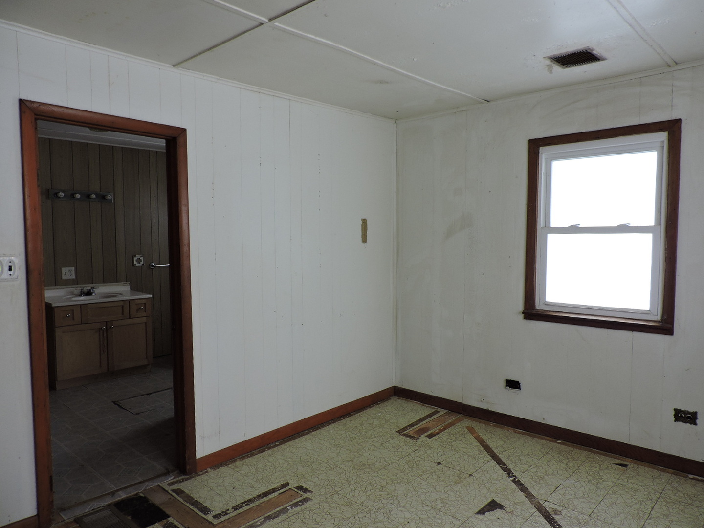3005 Perrysville Road Danville, IL 61834 - Photo 17 of 20