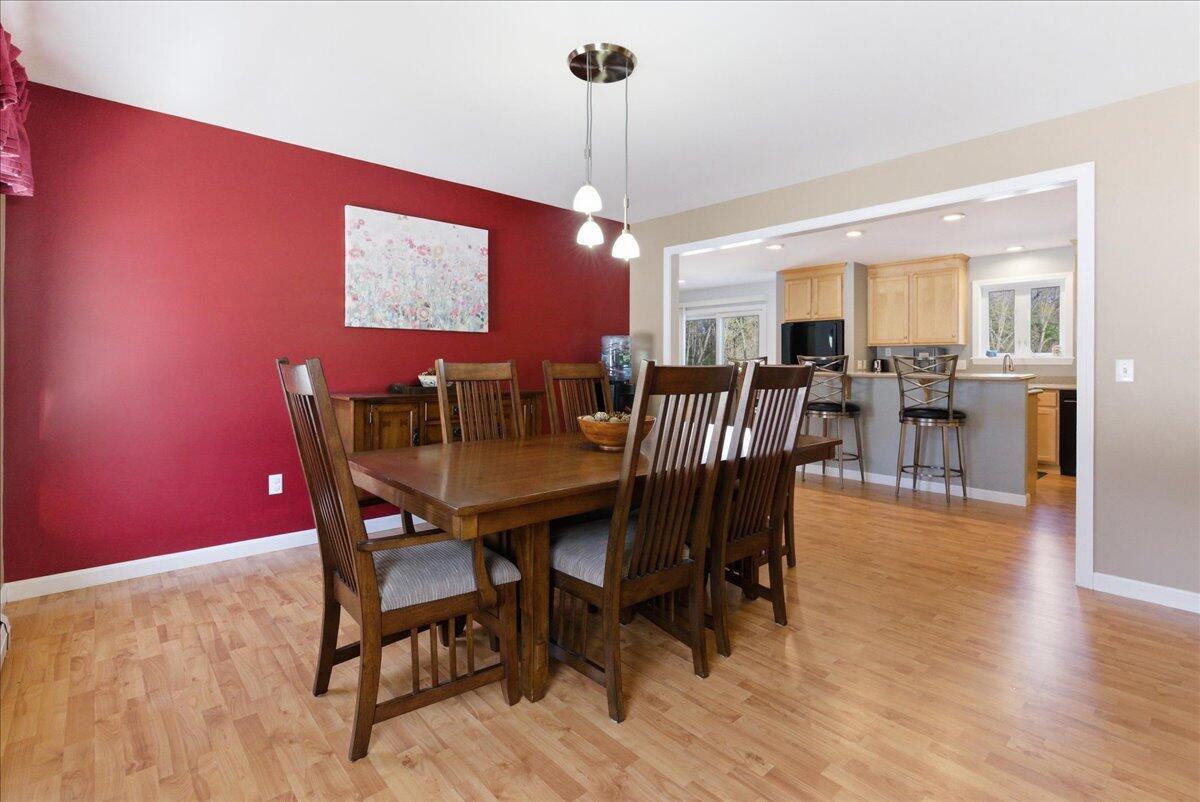 371 Maquoit Road Brunswick, ME 04011 - Photo 23 of 107 053-371 Maquoit Rd_Brunswick_ME-41