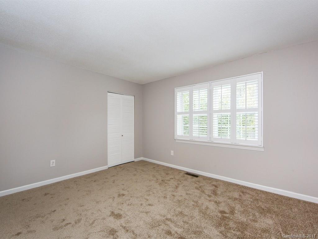 11111 Park Road Charlotte, NC 28226 - Photo 14 of 17