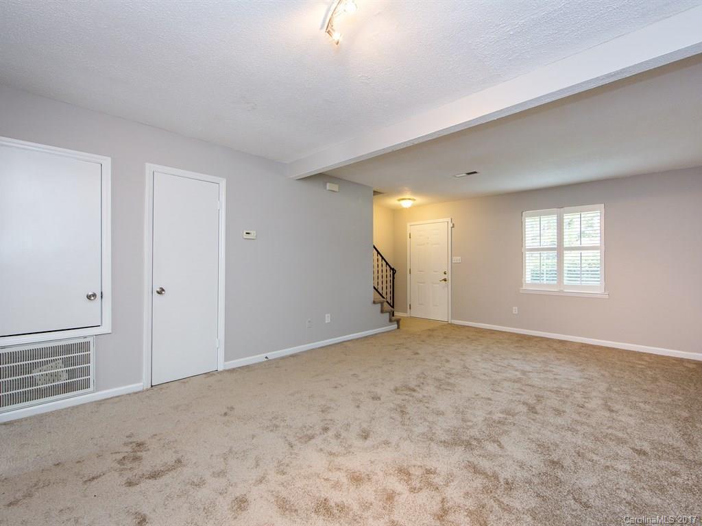 11111 Park Road Charlotte, NC 28226 - Photo 5 of 17