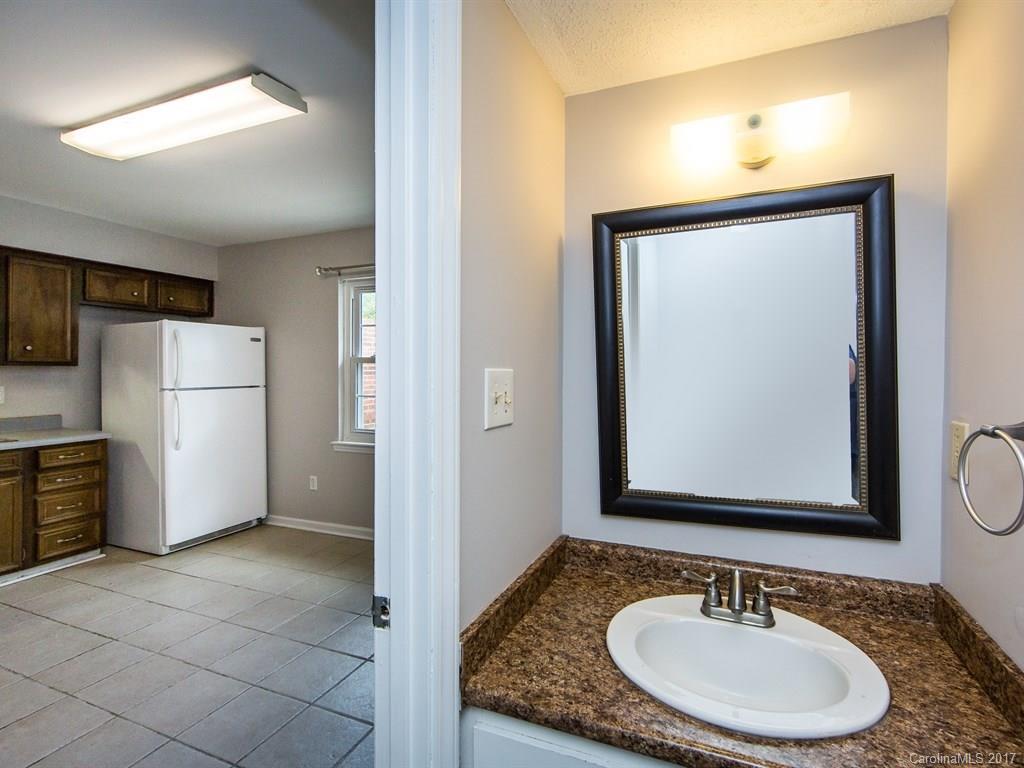 11111 Park Road Charlotte, NC 28226 - Photo 9 of 17