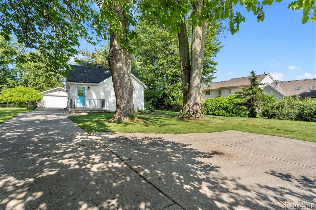 13440 Pardee Road Taylor, MI 48180 - Photo 2 of 25