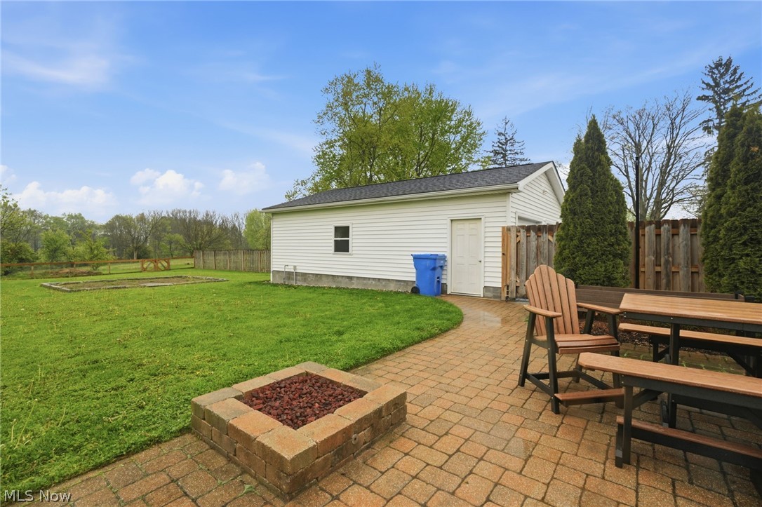14871 Mayfield Road Huntsburg, OH 44046 - Photo 10 of 44 Gallery Image 10