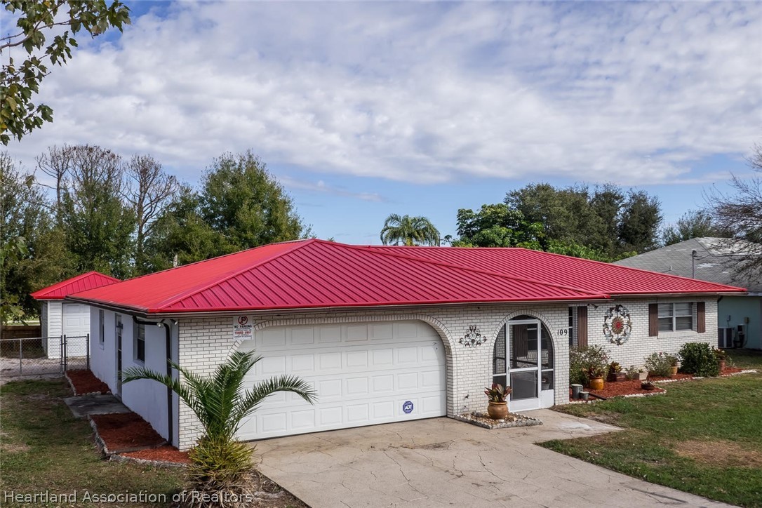 109 Fox Rd Lake Lake Placid, FL 33852 - Photo 16 of 21 Gallery Image 16