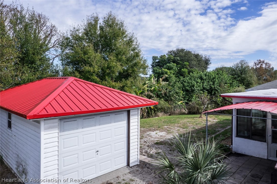 109 Fox Rd Lake Lake Placid, FL 33852 - Photo 5 of 21 Gallery Image 5