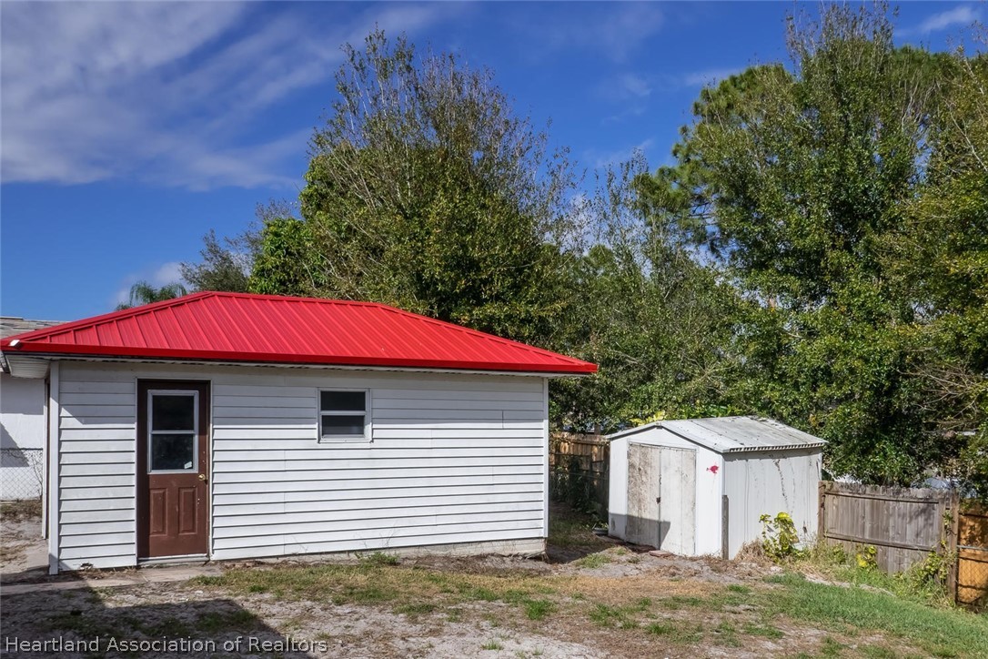 109 Fox Rd Lake Lake Placid, FL 33852 - Photo 7 of 21 Gallery Image 7