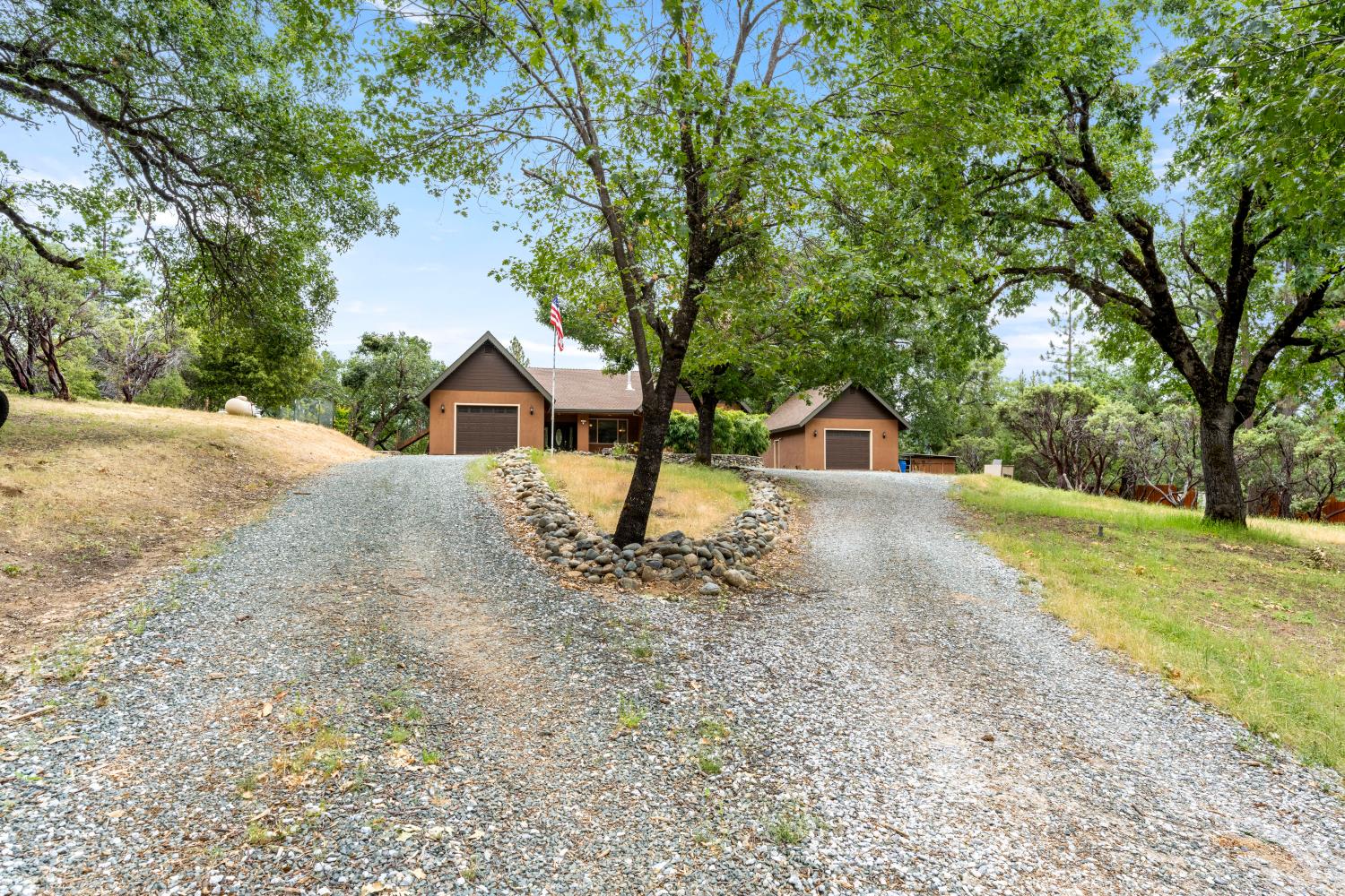 5301 Cosumnes Mine Road Somerset, CA 95684 - Photo 26 of 43