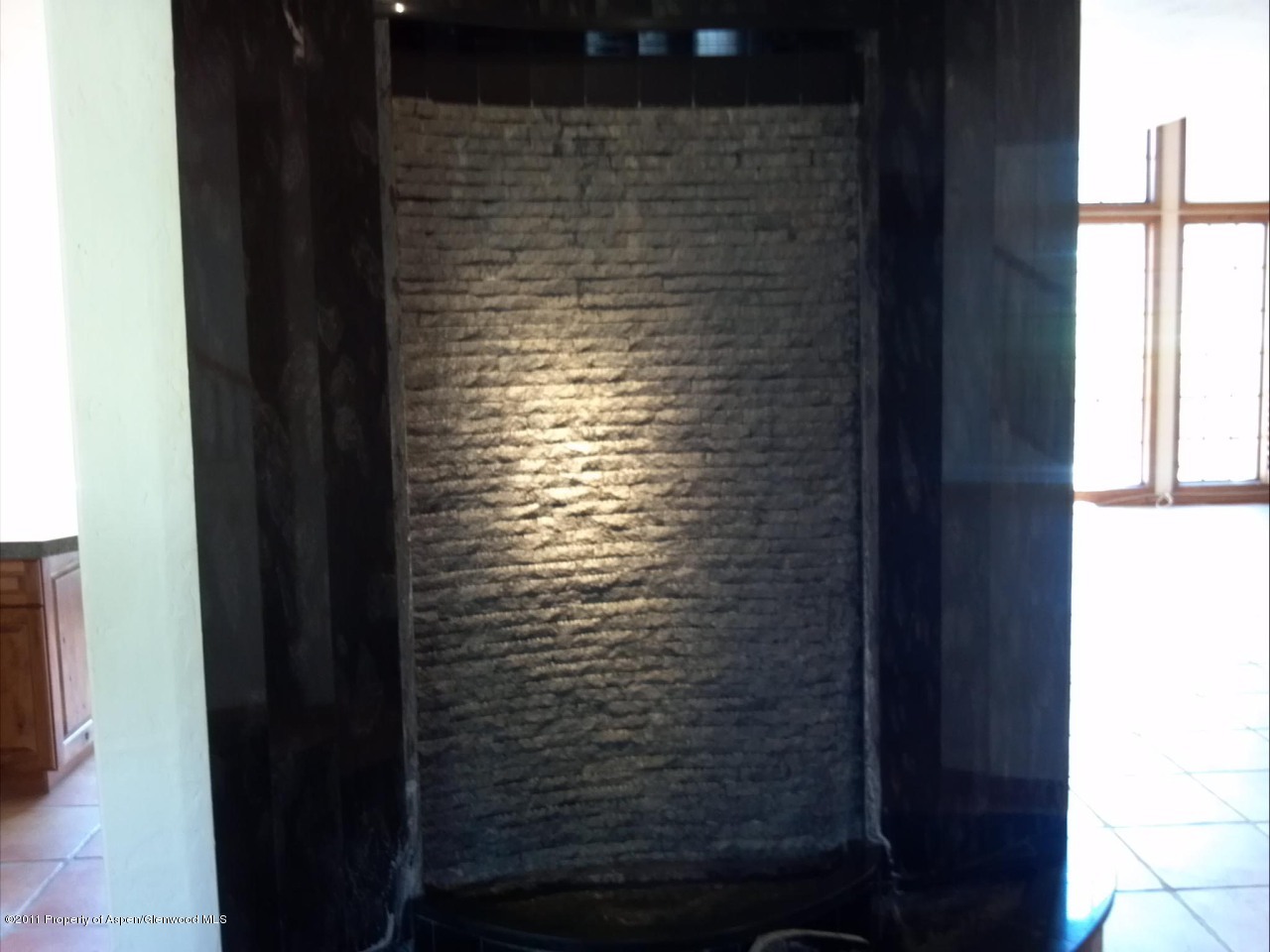 90 Totterdown Road, Unit 90/0092 Aspen, CO 81611 - Photo 8 of 19 Water feature-interior