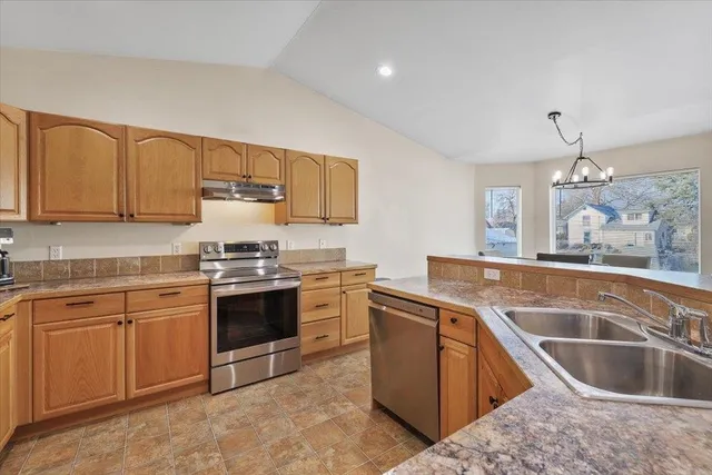 $425,000 | 1113 East Rowan Avenue, Spokane, WA 99207