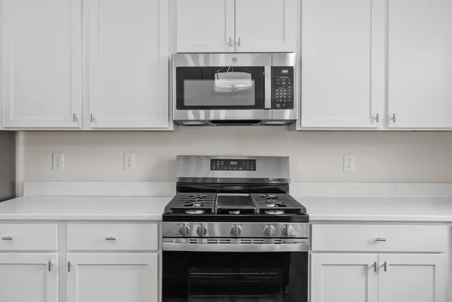 $599,900 | 7850 259th Avenue, Unit LT45, Paddock Lake, WI 53168