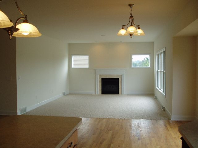 176 Upper Newtown Road Halfmoon, NY 12118 - Photo 2 of 7 Photo 2