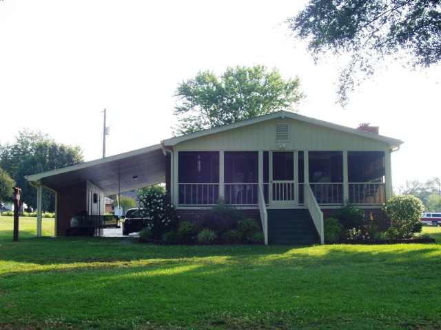 22 Coastline Drive Inman, SC 29349 - Photo 1 of 7