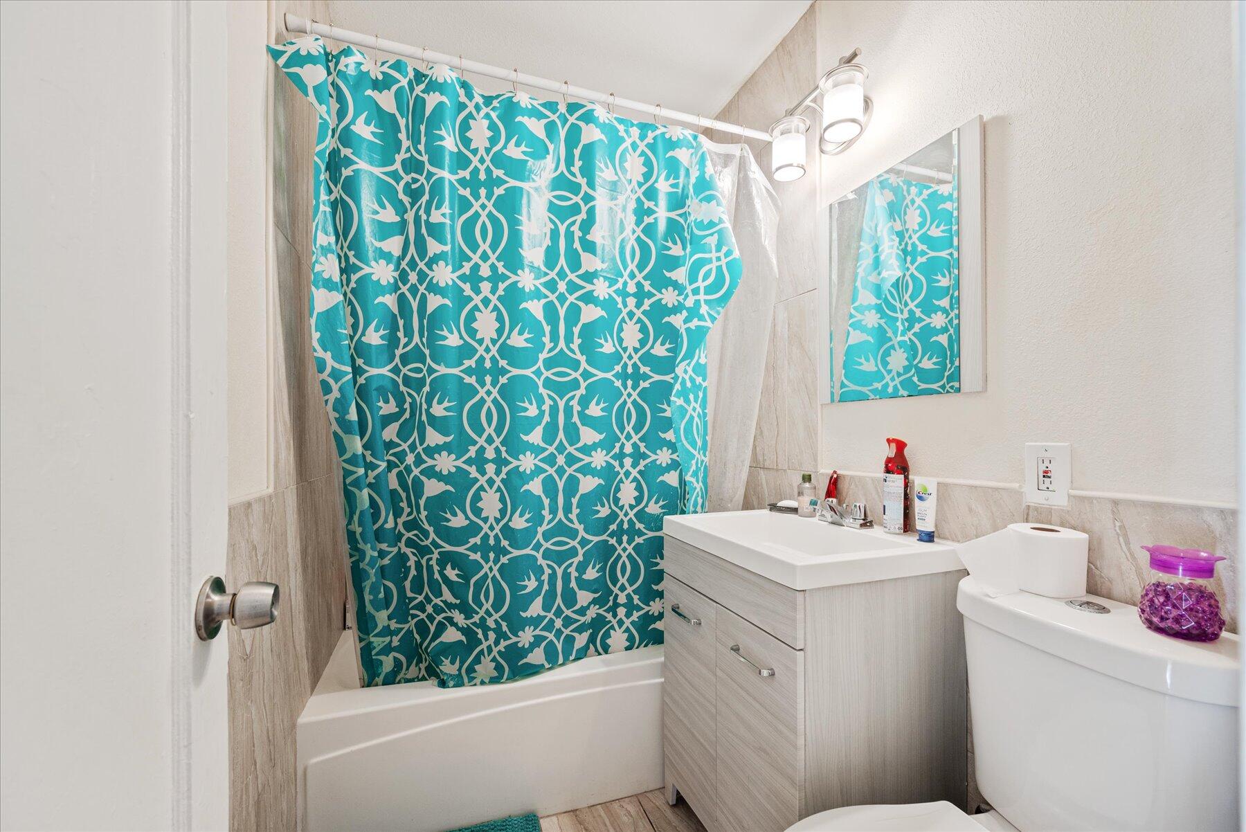 423 West 15th Street Riviera Beach, FL 33404 - Photo 12 of 22 19-DSC_1752