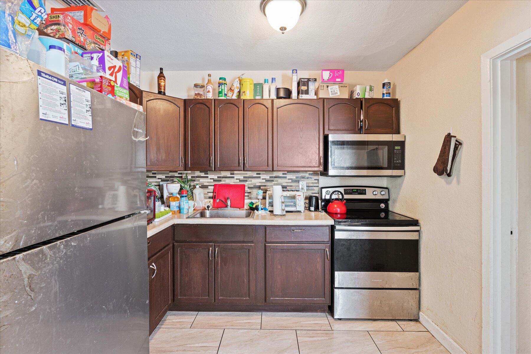 423 West 15th Street Riviera Beach, FL 33404 - Photo 16 of 22 08-DSC_1686