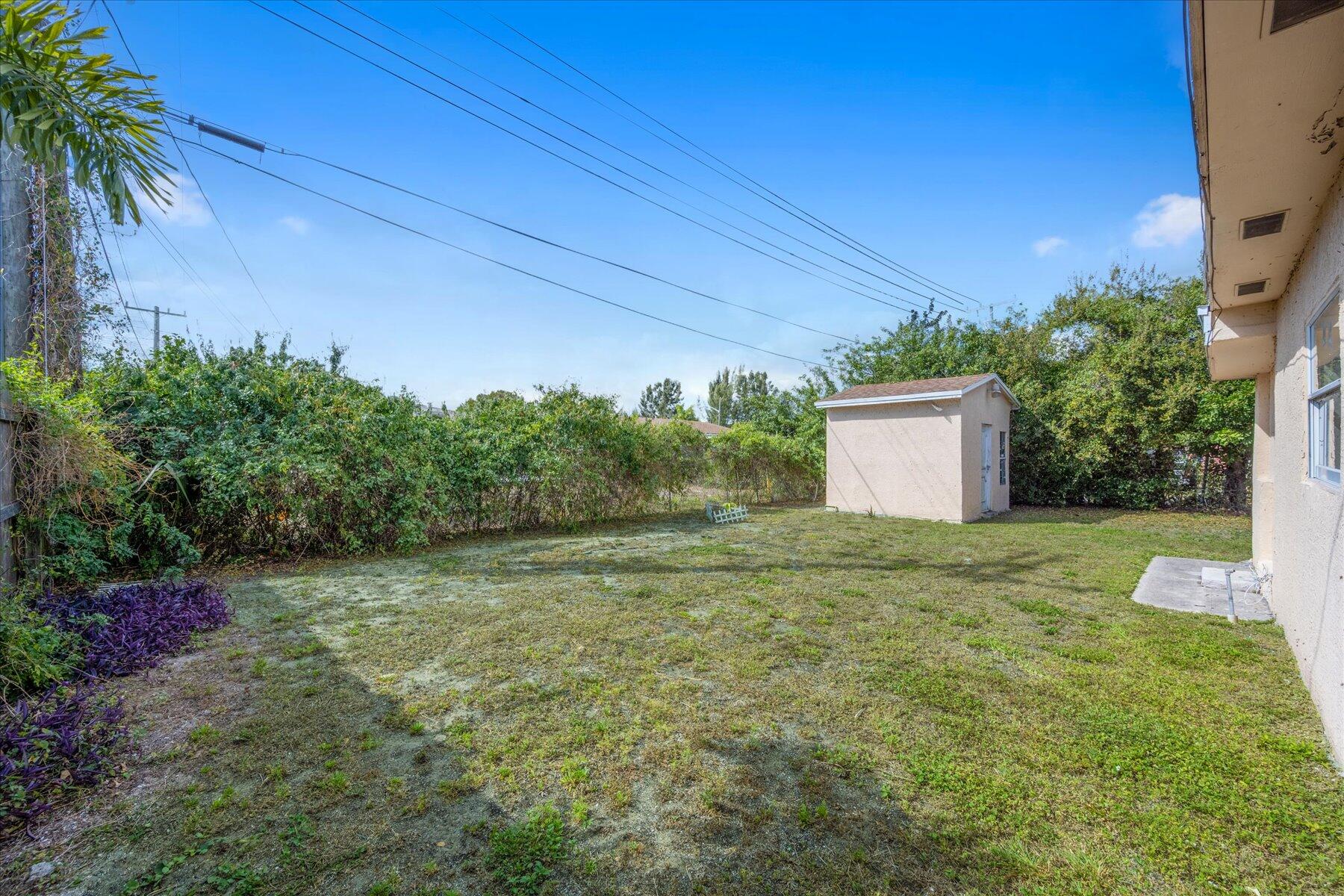 423 West 15th Street Riviera Beach, FL 33404 - Photo 21 of 22 22-DSC_3687-Edit