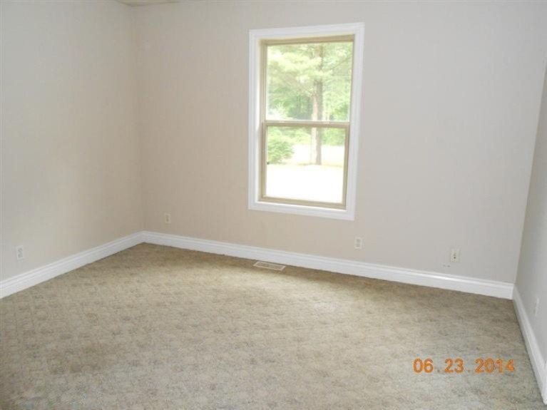 2068 Horton Road Muskegon, MI 49445 - Photo 5 of 9 Additional Photo