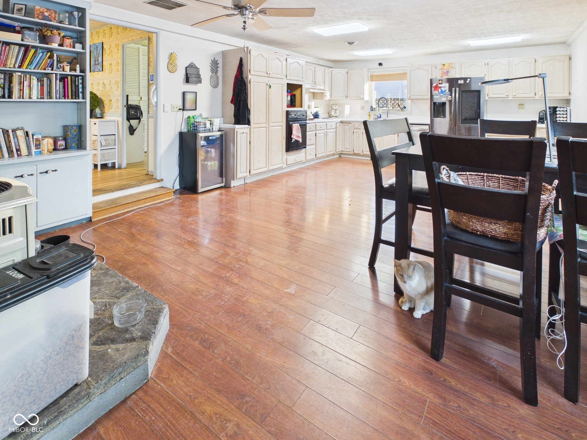 201 North Greenbriar Road Muncie, IN 47304 - Photo 3 of 20