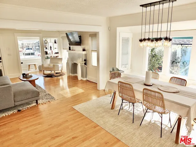 $1,295,000 | 233 Lindero Avenue, Long Beach, CA 90803