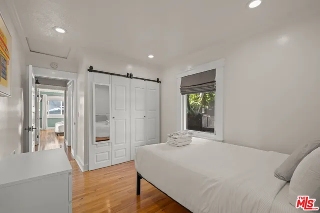 $1,295,000 | 233 Lindero Avenue, Long Beach, CA 90803