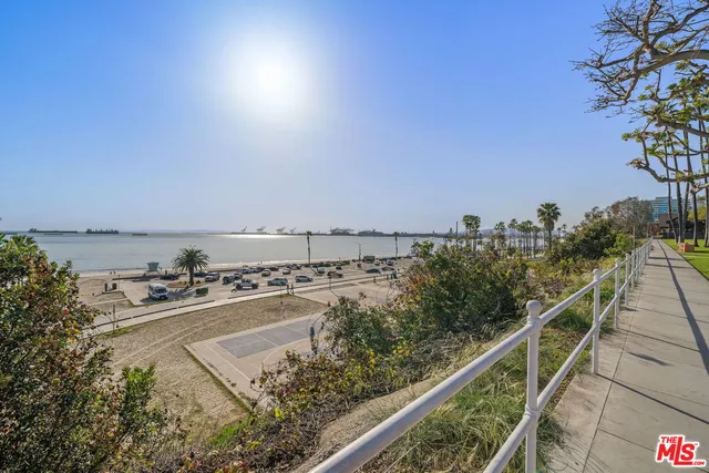 $1,295,000 | 233 Lindero Avenue, Long Beach, CA 90803