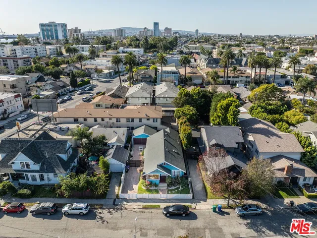 $1,295,000 | 233 Lindero Avenue, Long Beach, CA 90803