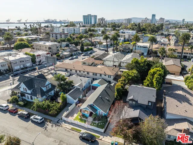 $1,295,000 | 233 Lindero Avenue, Long Beach, CA 90803
