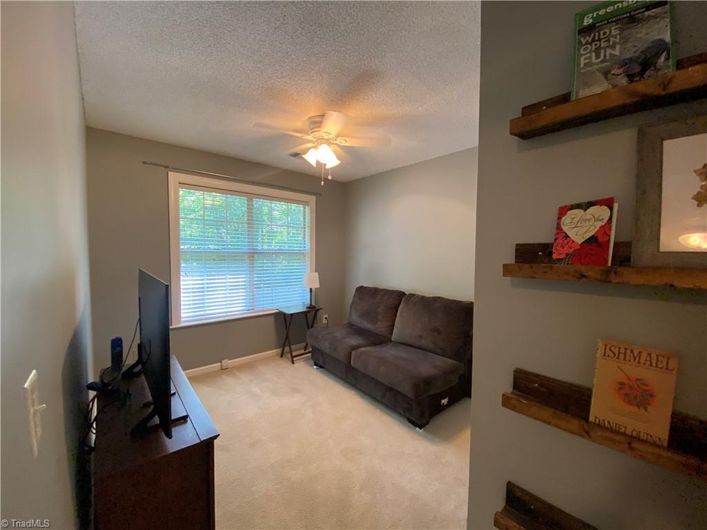 406 Shadybrook Road High Point, NC 27265 - Photo 19 of 23