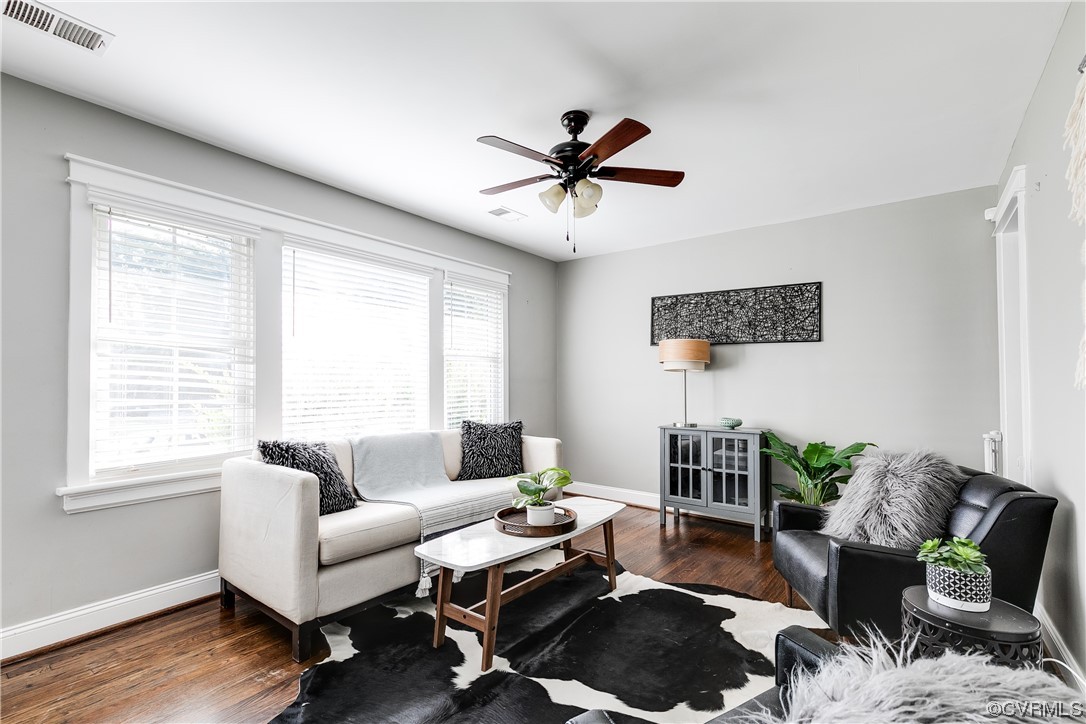 4301 Norborne Road Richmond, VA 23234 - Photo 13 of 29 a living room with furniture and a window