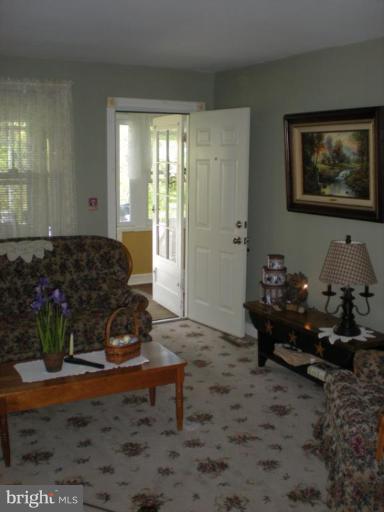 4425 Foerster Road Halethorpe, MD 21227 - Photo 8 of 30 a living room with furniture