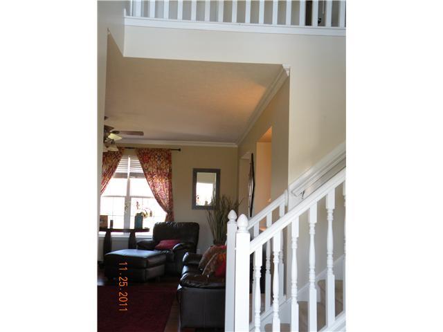 11220 Falling Water Way Fishers, IN 46037 - Photo 2 of 24 Gallery Image 2